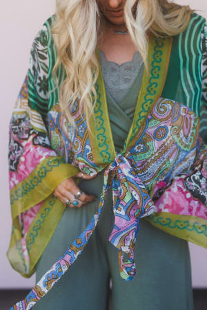 blooming-mosaic-wrap-lime/Lime