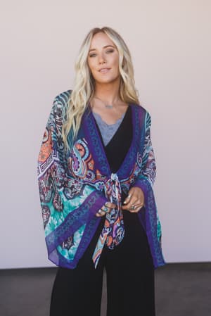 blooming-mosaic-wrap-blue-multi/Teal