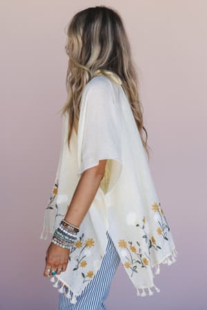 secret-meadow-embroidered-kimono-ivory/Ivory