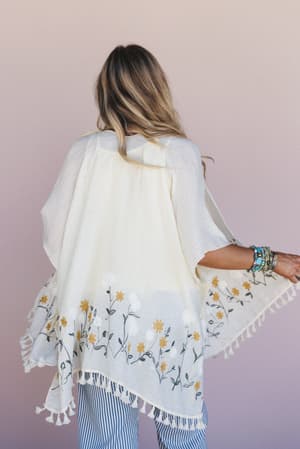 secret-meadow-embroidered-kimono-ivory/Ivory