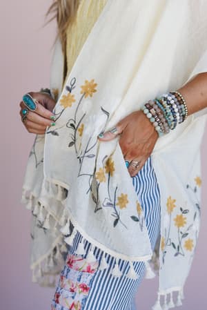 secret-meadow-embroidered-kimono-ivory/Ivory