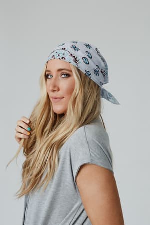 love-full-paisley-bandana-blue/Blue