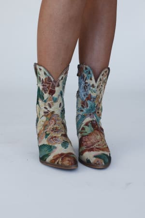 Canyon Rose Boots in Multi from 3BN