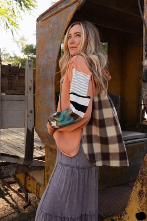 waylynn-hoodie-pullover-orange/Orange