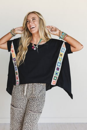 cottage-bloom-crochet-top-black/Black