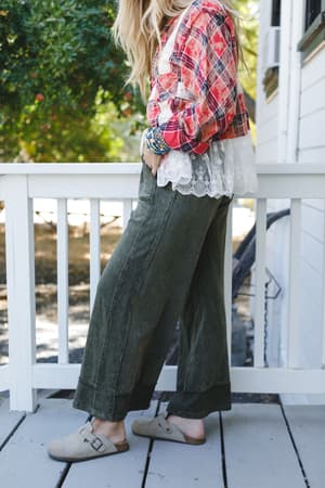 heaven-sent-wide-leg-pant-olive/Olive