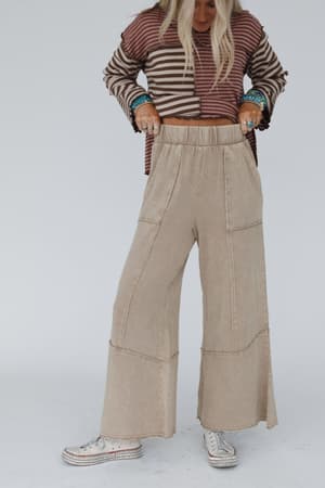 sunset-shore-wide-leg-pants-cappuccino/Cappuccino