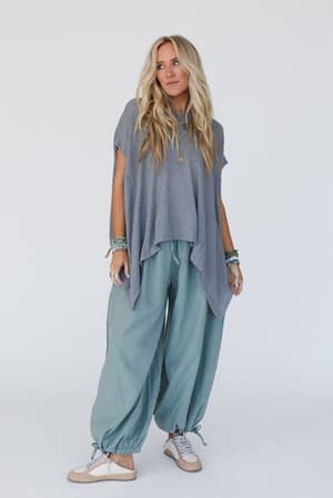 everleigh-textured-tunic-top-heather-gray/Heather Gray