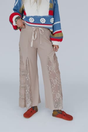 sequoia-lace-wide-leg-pants-latte/Latte