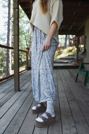 retro-bloom-socks-ivory/Ivory
