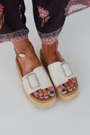 Raffia Waves Platform Sandals: undefined