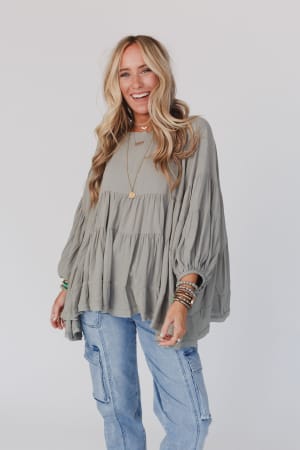 in-the-clouds-tunic-top-olive/Olive