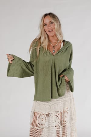 seren-textured-top-dusty-sage/Dusty Sage