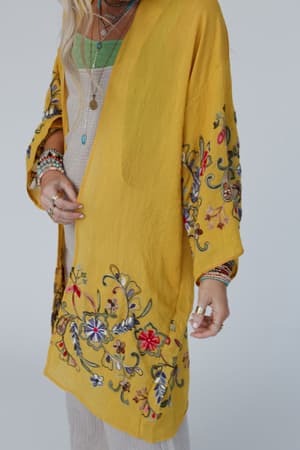 fun-in-florals-kimono-mustard/Mustard