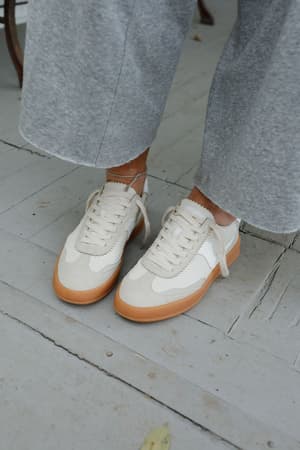 Sand Dune Sneakers: undefined