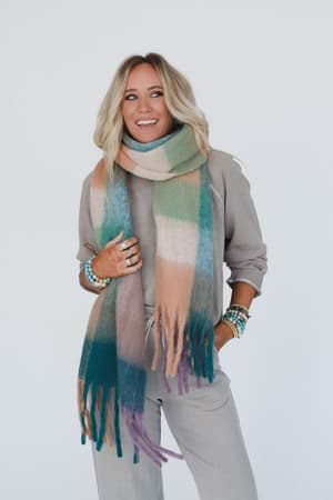 everest-cozy-plaid-scarf-green/Green