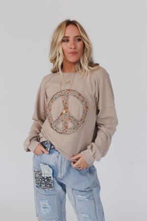jenny-floral-peace-sign-pullover-top-mocha/Mocha
