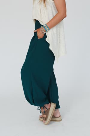 oceana-cinched-pants-hunter-green/Hunter Green
