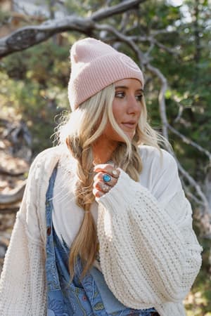 nesta-smiley-beanie-blush/Blush