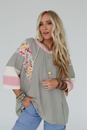 britt-patchwork-floral-print-top-oat/Oat