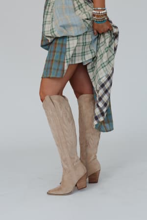 Mustang Embroidered Boots: undefined