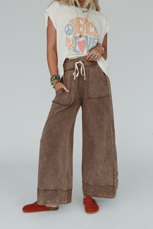heaven-sent-wide-leg-pant-mocha/Mocha