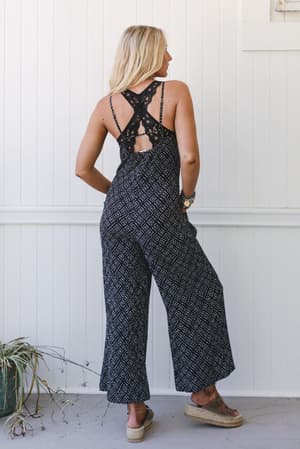 annabelle-printed-jumpsuit-black/Black