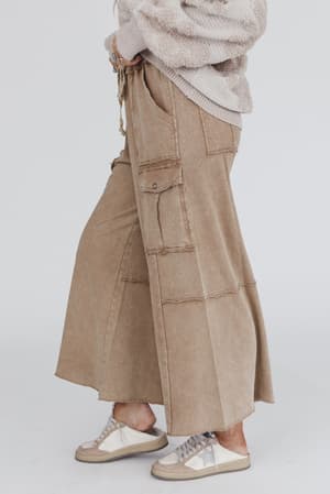 game-on-cargo-wide-leg-pant-latte/Latte