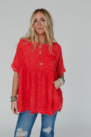the-good-life-oversized-top-red/Red