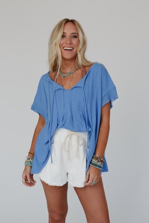sweet-pleats-top-black/Blue