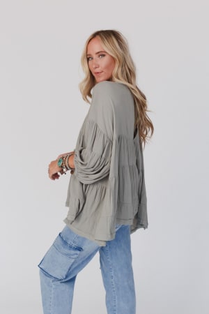 in-the-clouds-tunic-top-olive/Olive