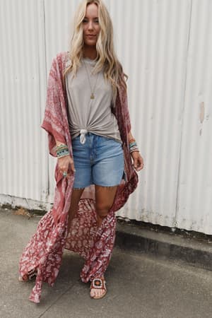 paisley-tapestry-free-flow-duster-kimono-wine/Wine