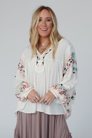 frida-embroidered-dolman-sleeve-top-ivory/Ivory