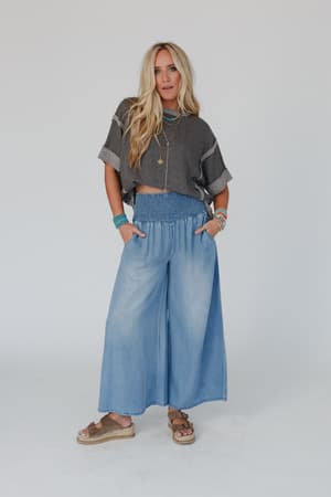 free-falling-wide-leg-pants-light-denim/Light Denim