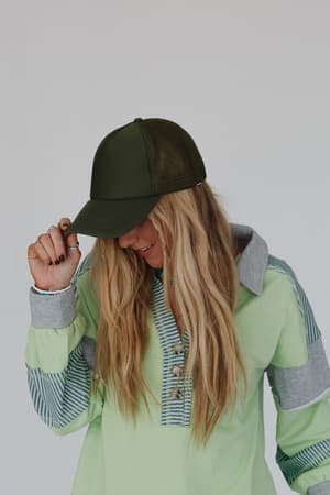 desert-drift-trucker-hat-olive/Olive