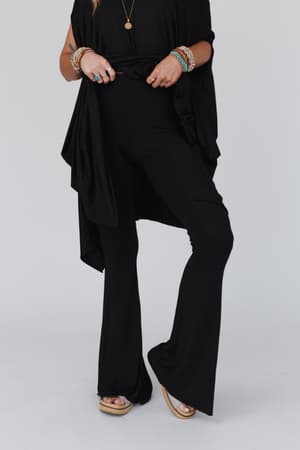 wren-tunic-and-cher-flare-set-black/Black