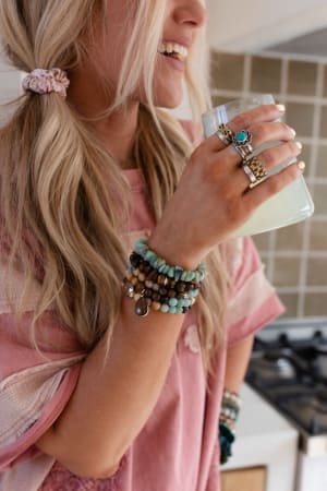 Earthshine Bracelet Set: undefined