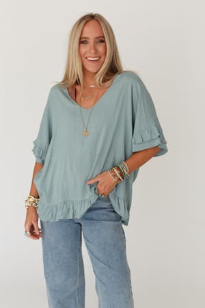 let-me-be-ruffled-top-beach-glass/Beach Glass