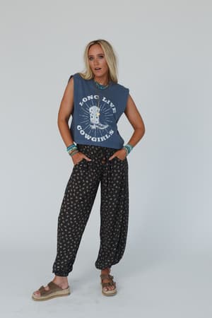 emberlyn-wide-leg-cinched-pants-iron/Iron