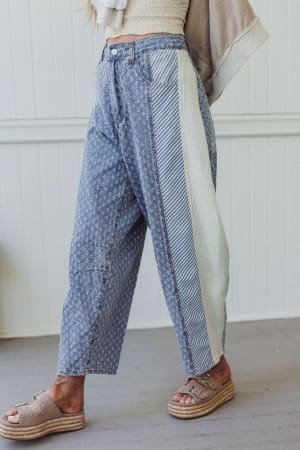 Luna Textured Pants: undefined