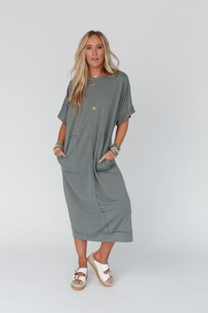 laurel-short-sleeve-maxi-dress-olive/Olive
