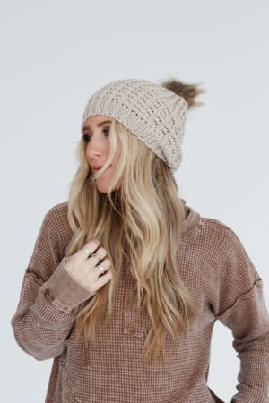 aspen-waffle-knit-faux-fur-beanie-mocha/Mocha