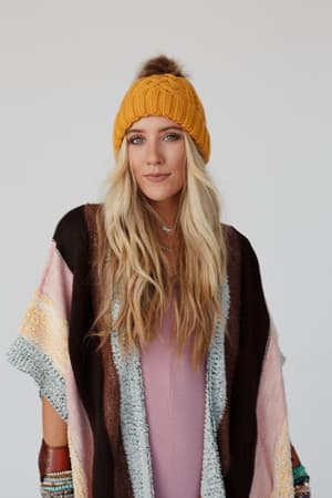 cable-knit-faux-fur-pom-beanie-mustard/Mustard