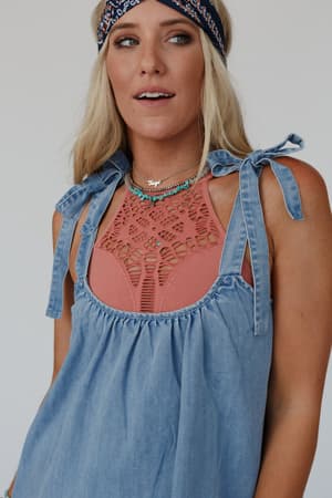 floral-cut-out-high-neck-bralette-rose/Rose