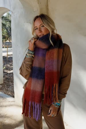 everest-cozy-plaid-scarf-red/Red