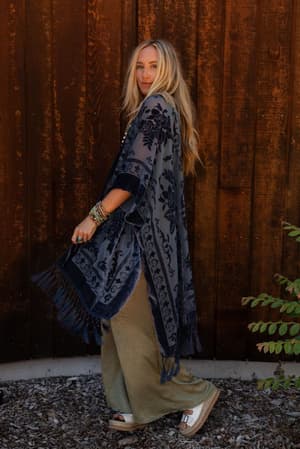 crushin-on-you-velvet-kimono-navy-blue/Navy Blue