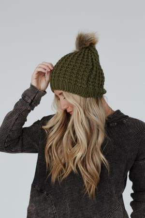 aspen-waffle-knit-faux-fur-beanie-olive/Olive