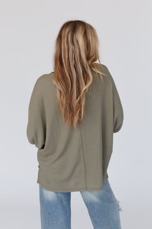 little-lark-puff-sleeve-tee-olive/Olive