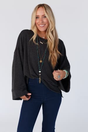 love-it-v-neckline-textured-top-charcoal/Charcoal