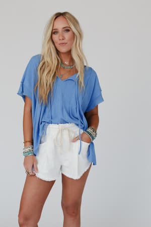 sweet-pleats-top-black/Blue